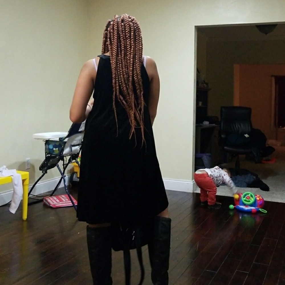 Dress - Picture 3 of 3